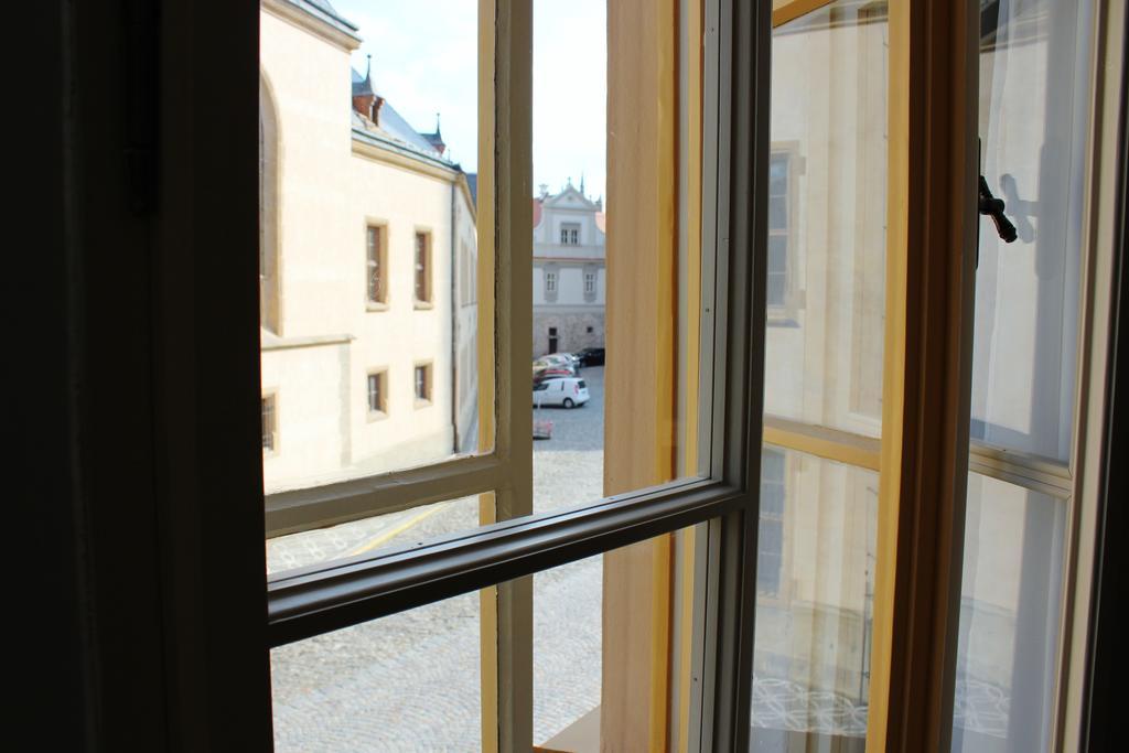 Café Havlíček Penzion Kutná Hora Exterior foto